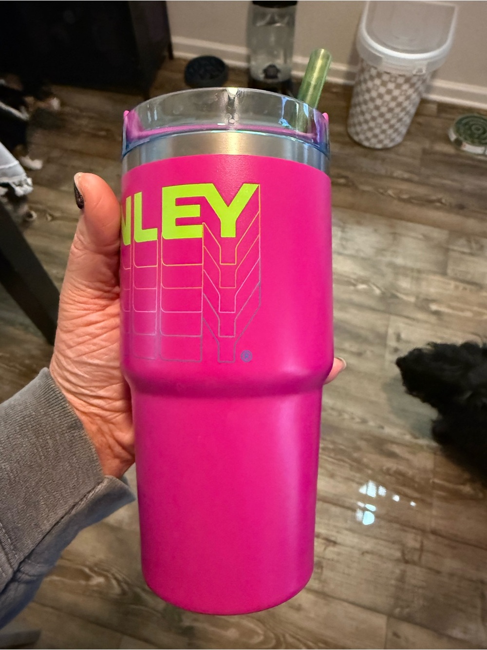 Stanley Hot Pink Tumbler with Neon Yellow Logo and Clear blue lid - Picture 4 of 8